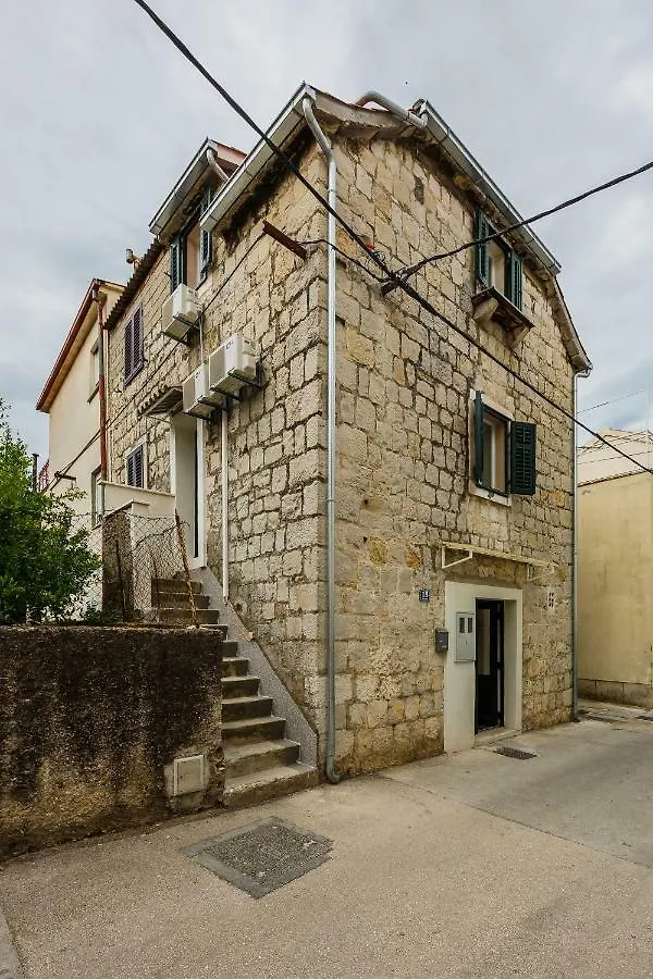 Apartament Apartman Mare Kaštela