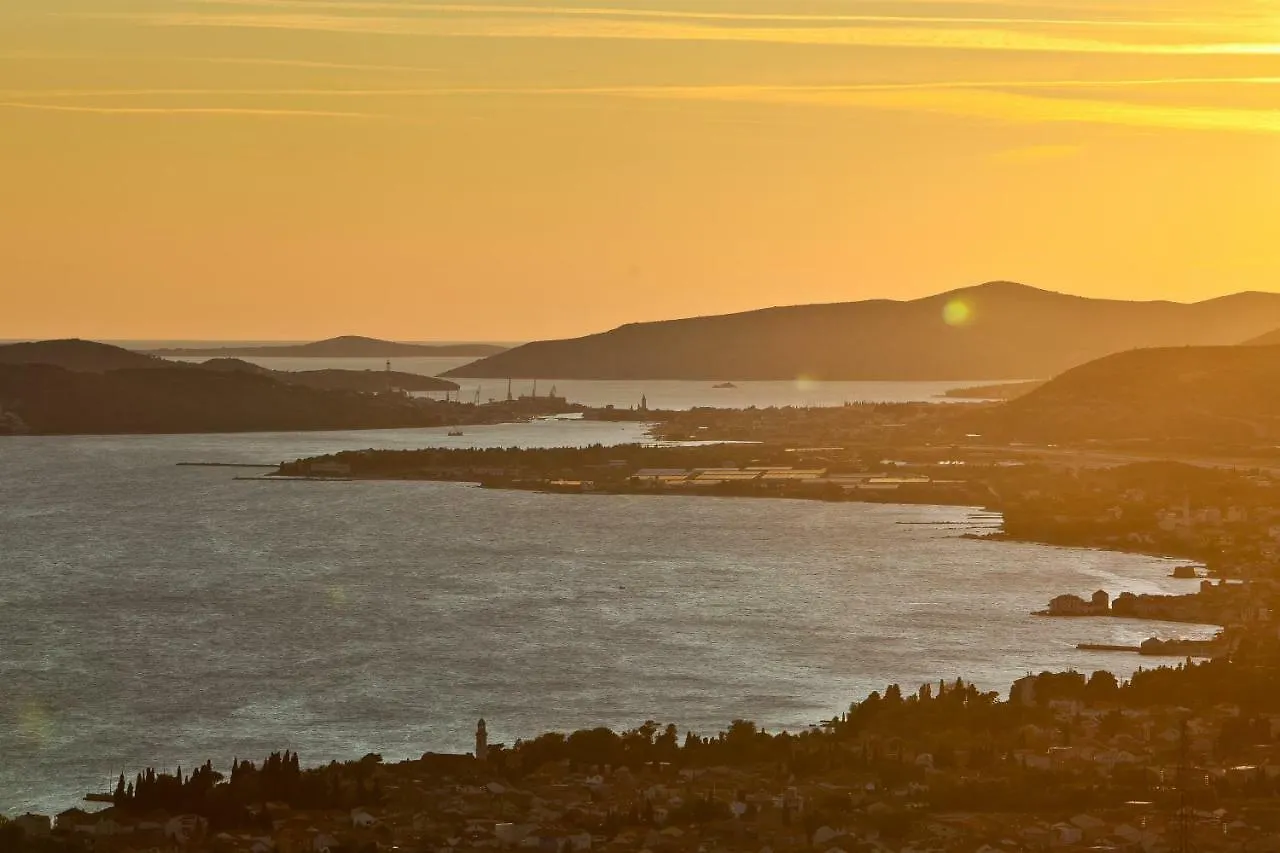 Apartament Apartman Mare Kaštela